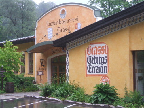 Enzianbrennerei Grassl